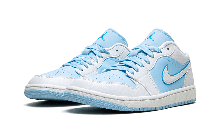 Nike Air Jordan 1 Low SE Reverse Ice Blue