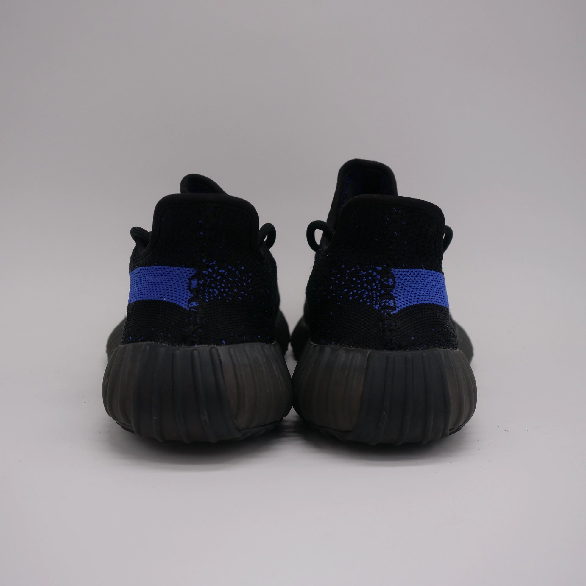Yeezy Boost 350 V2 Dazzling Blue - EU 44