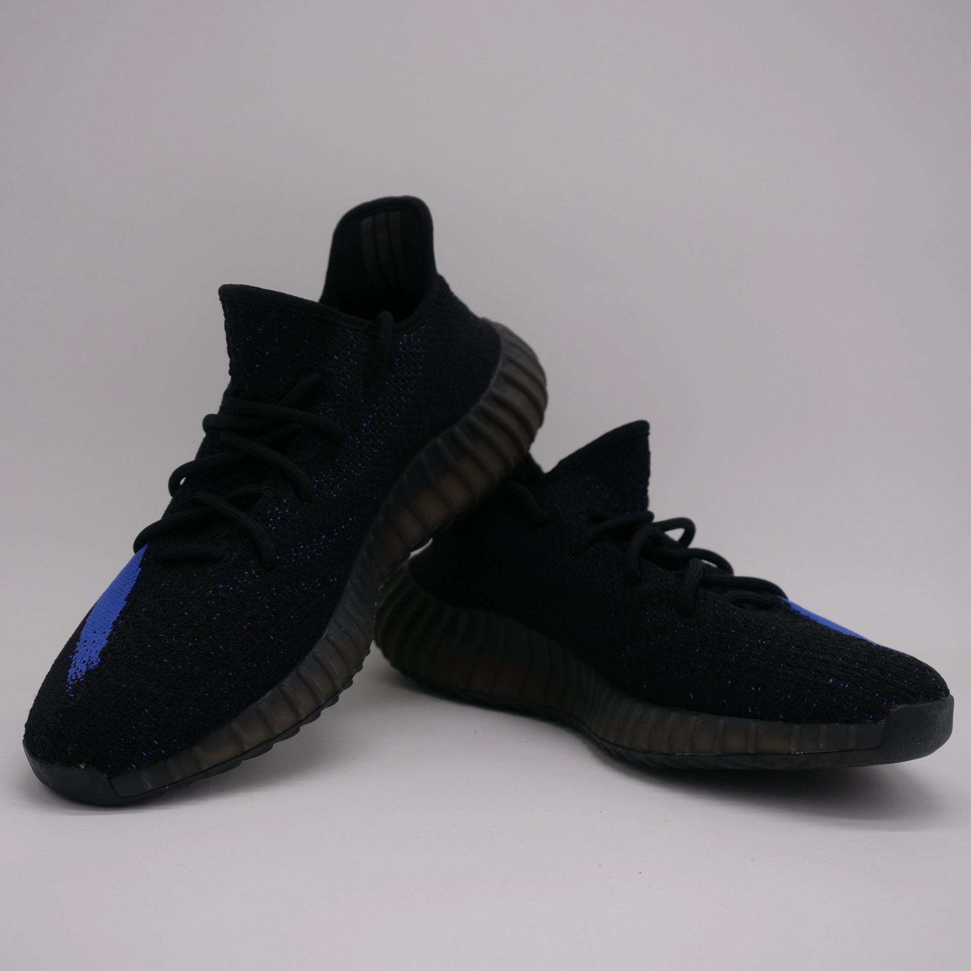 Yeezy Boost 350 V2 Dazzling Blue - EU 44